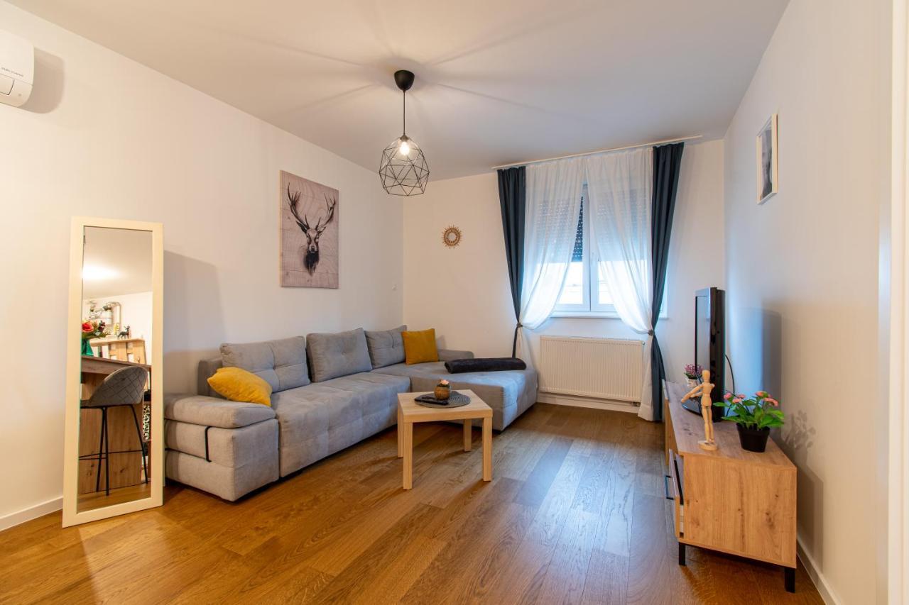 Ferienwohnung Flexible Selfcheckins 39 - Zagreb - Parking - New Exterior foto