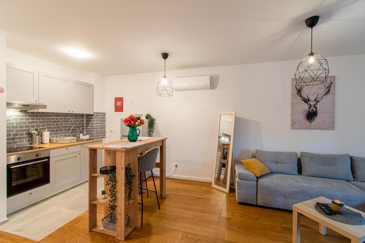 Ferienwohnung Flexible Selfcheckins 39 - Zagreb - Parking - New Exterior foto